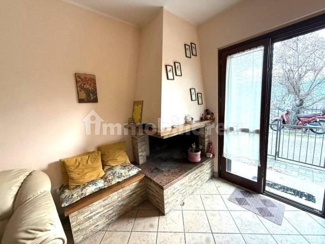 Villa a schiera Vocabolo Cereta 22, Cerreta, Stroncone