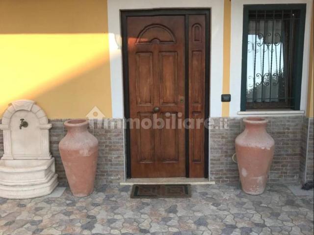 Villa a schiera via Madonna della Sanità, Centro, Alatri