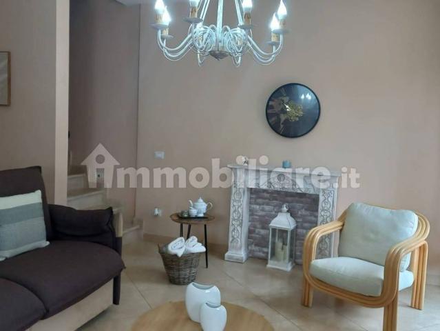 Villa a schiera via Michelangelo 216, Terontola, Cortona