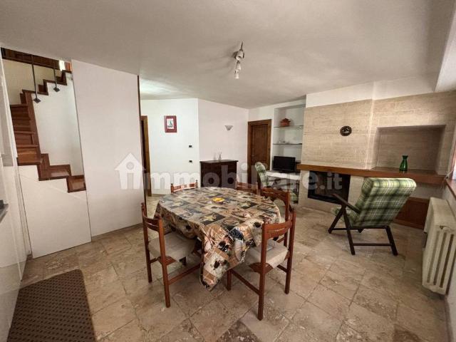 Villa a schiera via Oppieto Snc, Pescasseroli