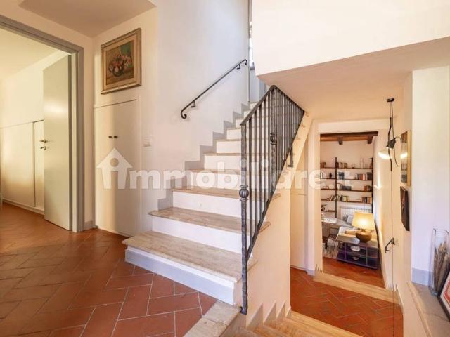 Villa a schiera via Aiuola, Centro, Cetona