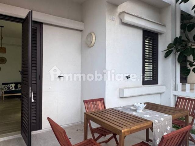 Villa a schiera via Consolato Veneziano 2, Ostuni Costa, Ostuni