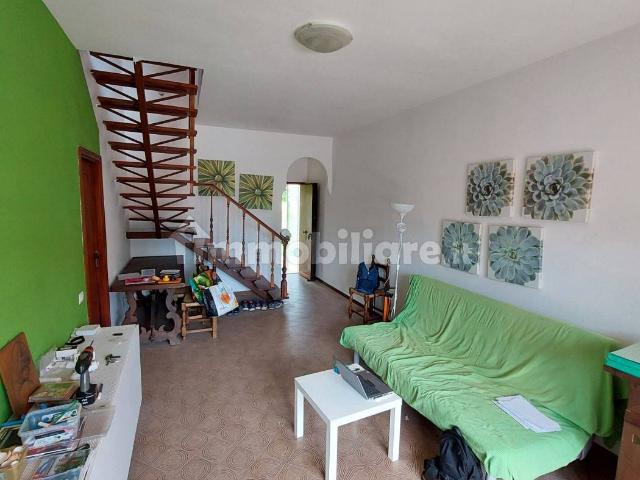Villa a schiera via dei Tulipani 10, Lido dei Pini di Ardea Lupetta, Ardea