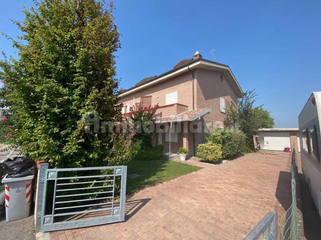Villa a schiera via del Norcino, 15, Vigarano Mainarda