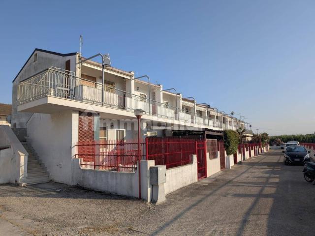 Villa a schiera via delle Mimose 25, Lido Campomarino, Campomarino