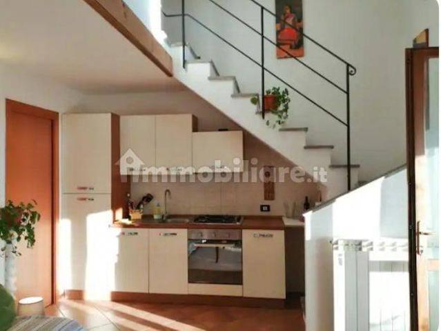 Villa a schiera via di Tarquinia 21, Canino