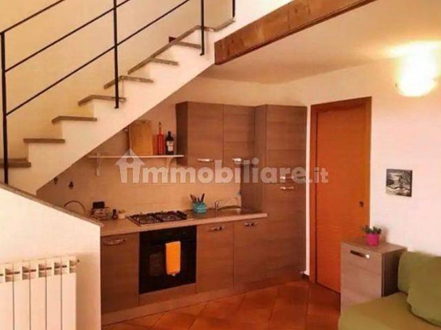 Villa a schiera via di Tarquinia 21, Canino