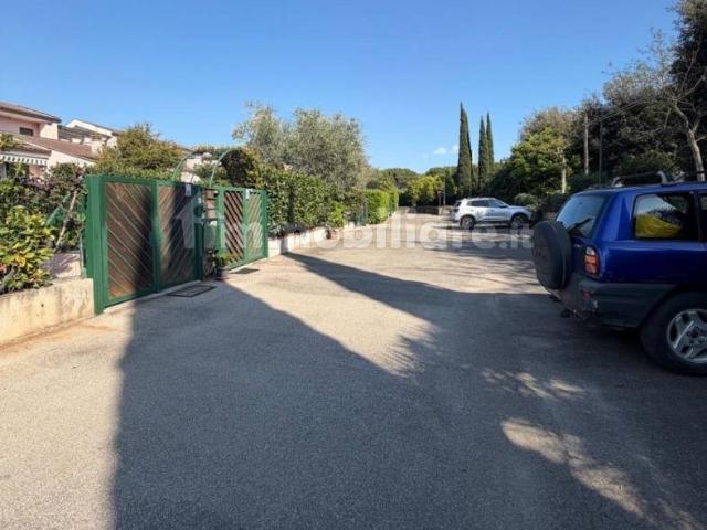 Villa a schiera via Flacca, Fondi
