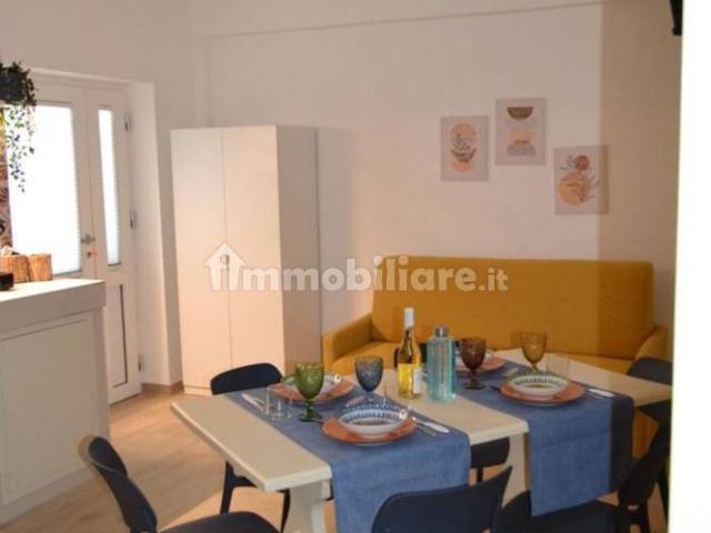 Villa a schiera via Flavio Gioia 15, Lago, Battipaglia