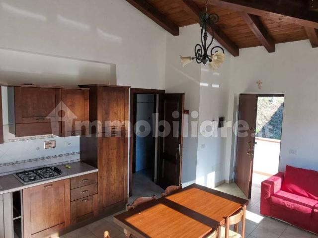 Villa a schiera via Grottò, Bagnone