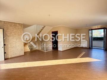 Villa a schiera via Picentino 107, Pontecagnano Faiano