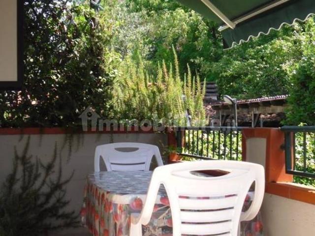 Villa a schiera via Pietrasanta, Bondano Partaccia, Massa