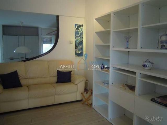 Villa a schiera via Pisa 67, Marina di Massa Centro, Massa
