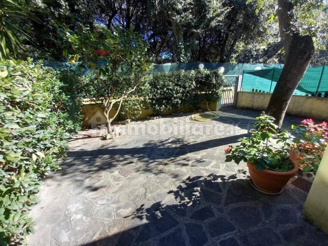 Villa a schiera via Porto Venere snc, Fregene, Fiumicino
