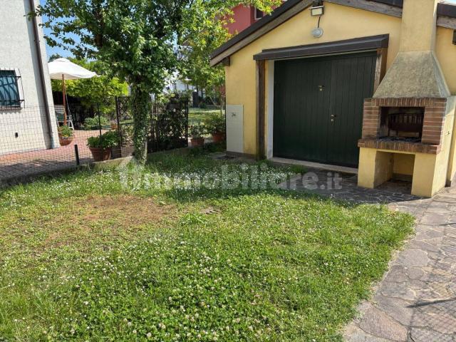 Villa a schiera via Roma 96, Centro, Meolo