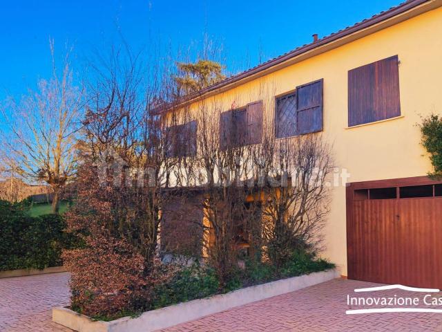 Villa a schiera via Salvo D'Acquisto, Monte San Pietro