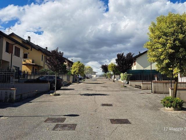 Villa a schiera via Tommaso Landolfi 214, Tribunale, Frosinone