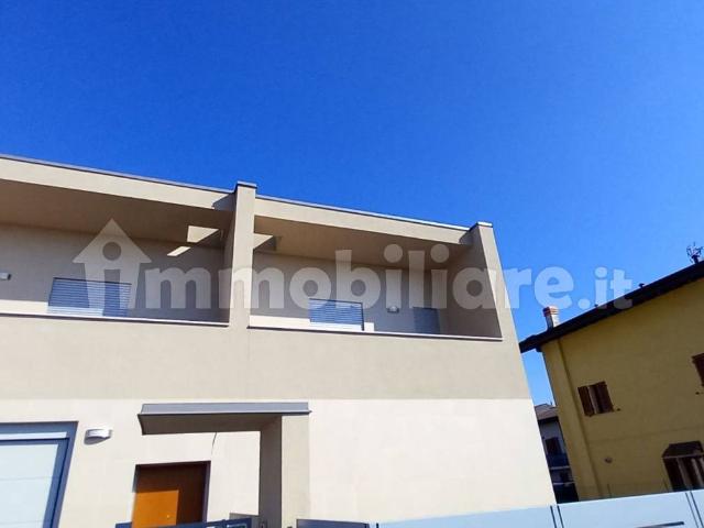 Villa a schiera via Torino, Bolgare
