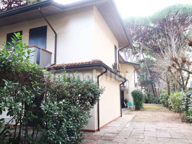 Villa a schiera viale Damiano Chiesa, Milano Marittima, Cervia