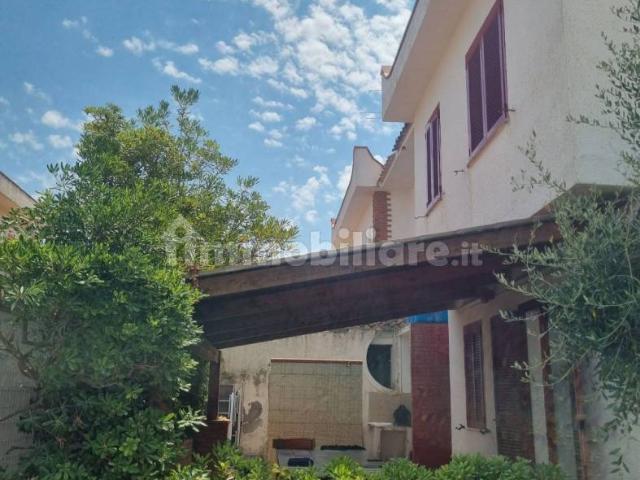 Villa a schiera viale degli Aurunci, Baia Azzurra Levagnole, Sessa Aurunca