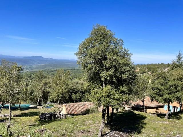 Villa à Tourtour, vue magnifique sur les Maures