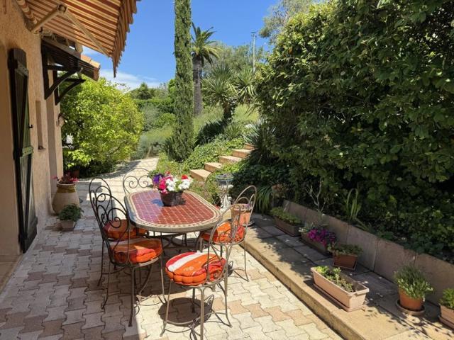 VILLA à vendre 5 pièces Grand Bd super Cannes