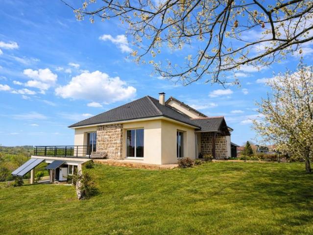 Villa à vendre avec vue panoramique CREUSE 23