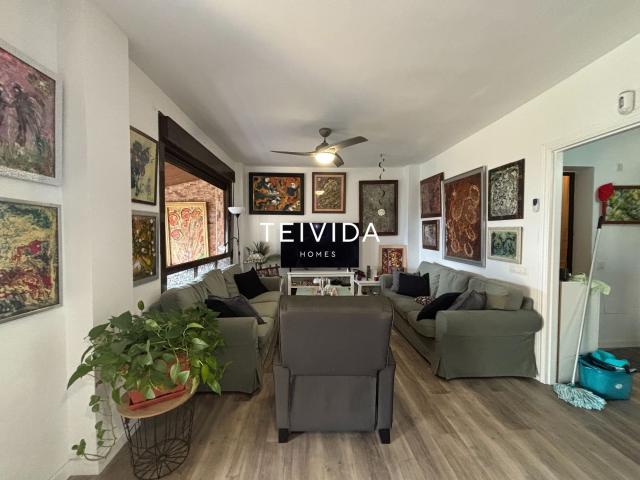 ¡Villa adosada con piscina, terraza Bbq y garaje privado en. 221m² San Cristobal de la Laguna