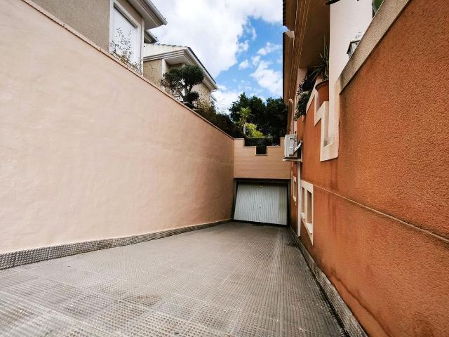 VILLA AJENA en venta frente al campo de golf 405m² Alicante