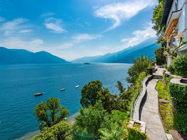 Villa al Finestrone im Schweizer Dorf des Jahres 2025