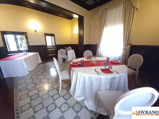 Villa Alliata Eleganza Neogotica a Palermo