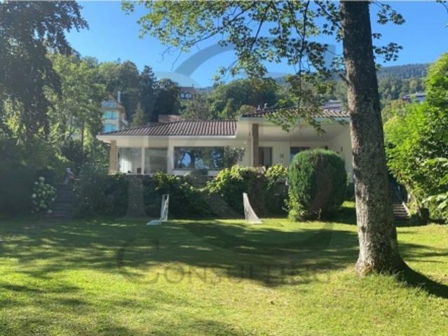Villa am See mit großzügigem Garten / 9 Monate Oktober 2026 bis Juni 2027