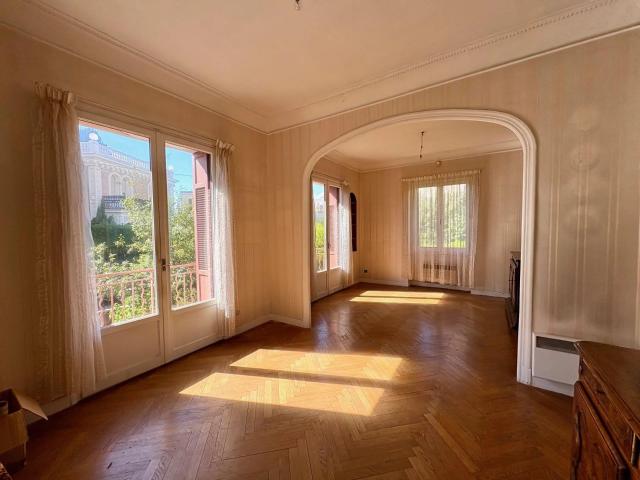 Villa Ancienne Parc Louisa 100m De La Mer 160m² Nice