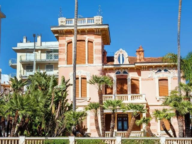 Villa Andrea Doria 1600m² Arma di Taggia