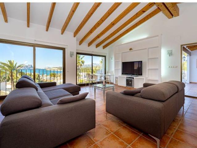 VILLA ARMONÍA DEL MAR · LUZ, CALMA Y VISTAS AL MEDITERRÁNEO EN MORAIRA
