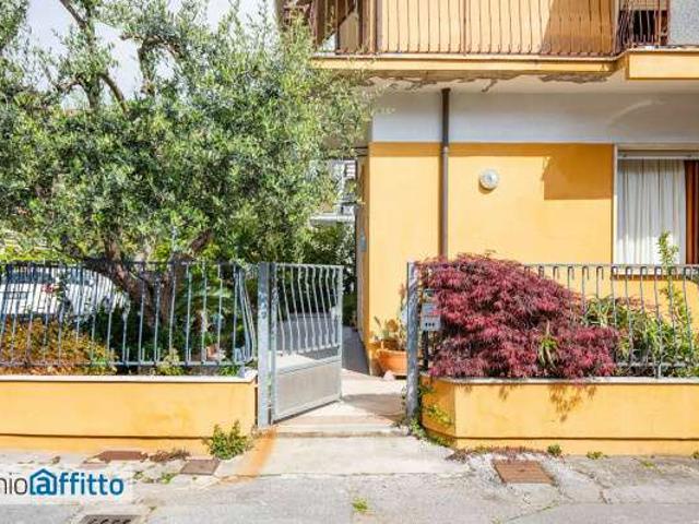 Villa arredata Viareggio