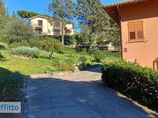 Villa arredata Centro