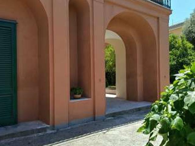 Villa arredata Centro