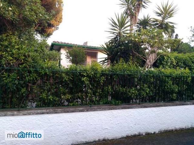 Villa arredata Centro