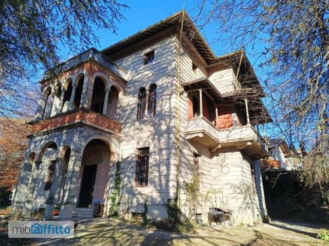 Villa arredata Centro