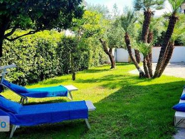 Villa arredata Centro