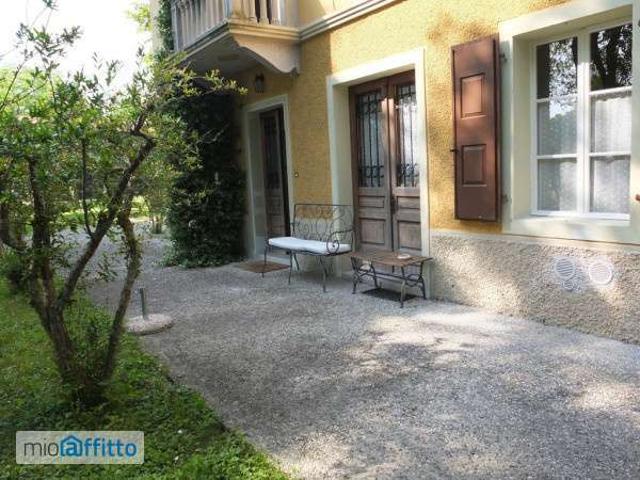 Villa arredata Centro