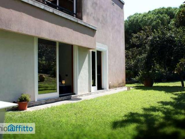 Villa arredata con piscina Acireale