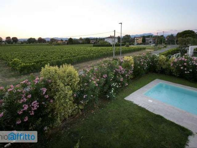 Villa arredata con piscina Chiodi ii