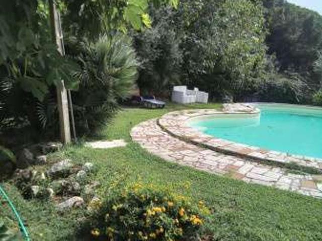 Villa arredata con piscina San Felice Circeo