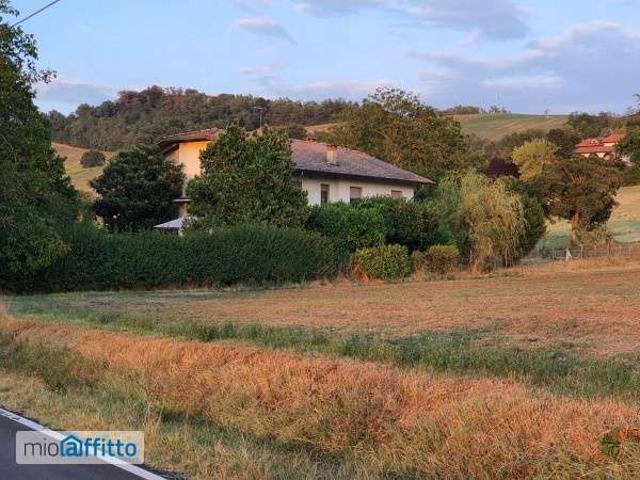 Villa arredata con terrazzo Collecchio