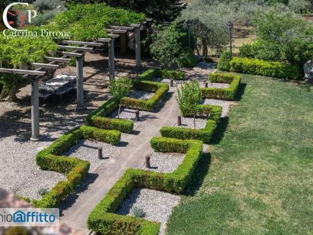 Villa arredata con terrazzo Centro storico