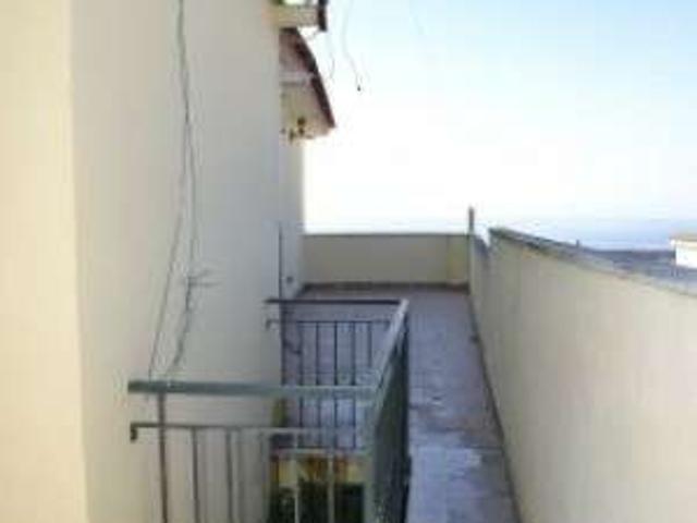 Villa arredata con terrazzo Centro