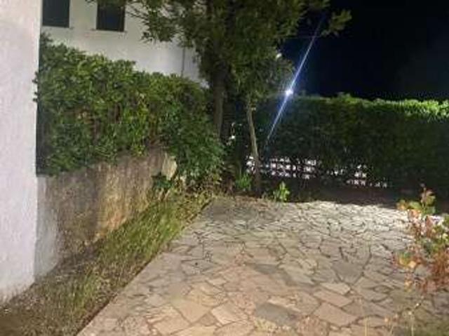 Villa arredata con terrazzo Centro