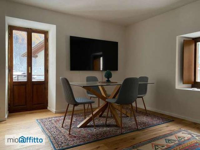 Villa arredata con terrazzo Centro